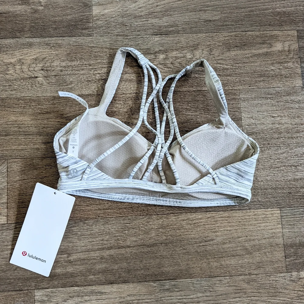 NWT Lululemon Free To Be Zen Bra Size 6 Heathered Gray - Picture 2 of 4